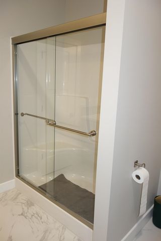 1522 N Emerald Valley Dr, Mulvane, KS 67110