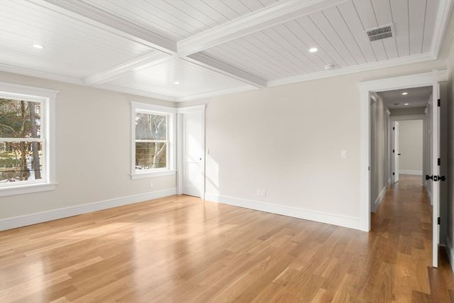 155 Quincy Ave, Marshfield, MA 02050