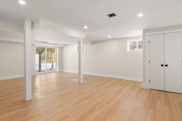 155 Quincy Ave, Marshfield, MA 02050