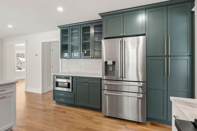 155 Quincy Ave, Marshfield, MA 02050