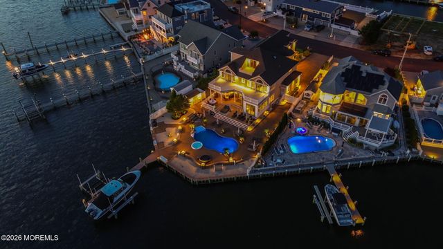 531 Bayview Drive, Toms River, NJ 08753