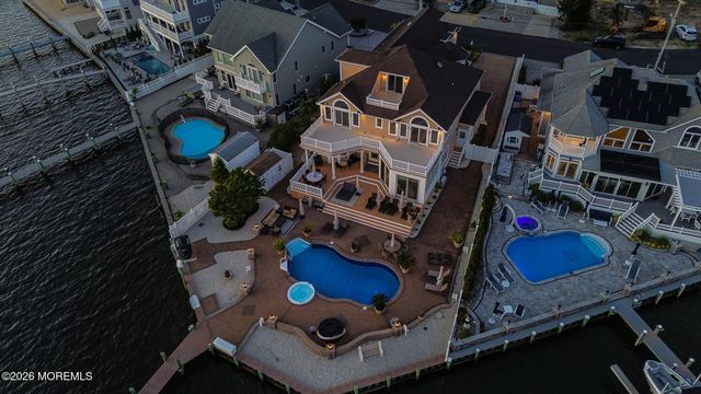 531 Bayview Drive, Toms River, NJ 08753