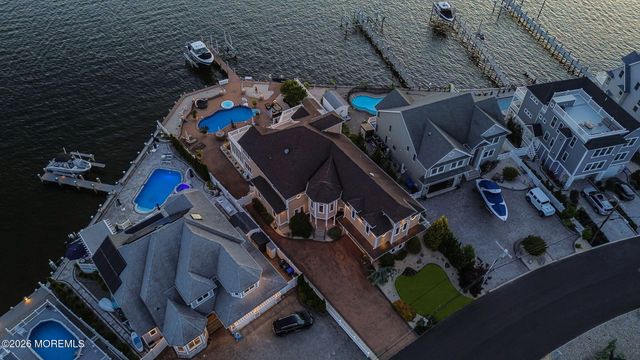 531 Bayview Drive, Toms River, NJ 08753