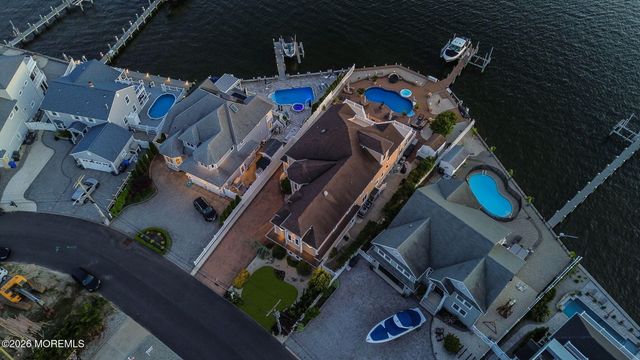 531 Bayview Drive, Toms River, NJ 08753