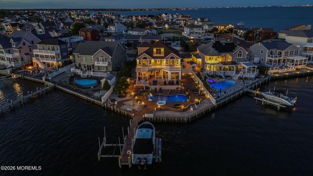 531 Bayview Drive, Toms River, NJ 08753