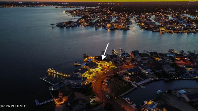 531 Bayview Drive, Toms River, NJ 08753