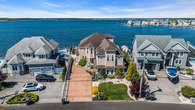 531 Bayview Drive, Toms River, NJ 08753