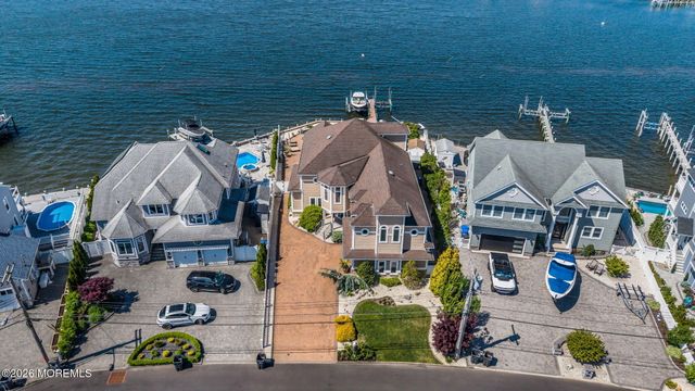 531 Bayview Drive, Toms River, NJ 08753
