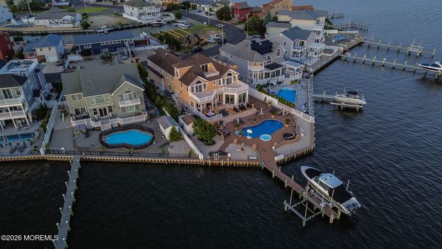 531 Bayview Drive, Toms River, NJ 08753