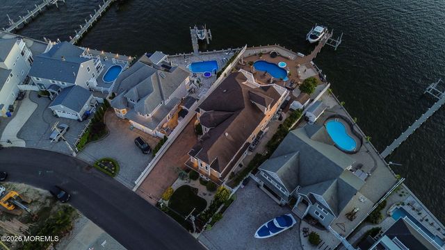 531 Bayview Drive, Toms River, NJ 08753