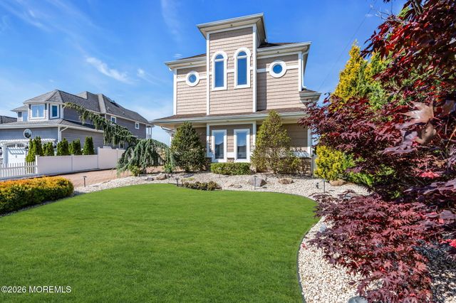 531 Bayview Drive, Toms River, NJ 08753