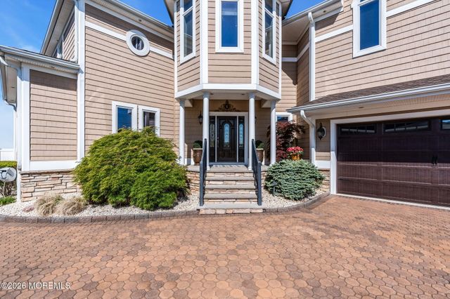 531 Bayview Drive, Toms River, NJ 08753