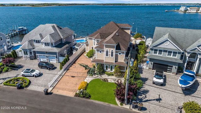 531 Bayview Drive, Toms River, NJ 08753