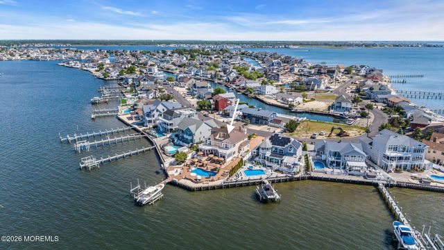 531 Bayview Drive, Toms River, NJ 08753