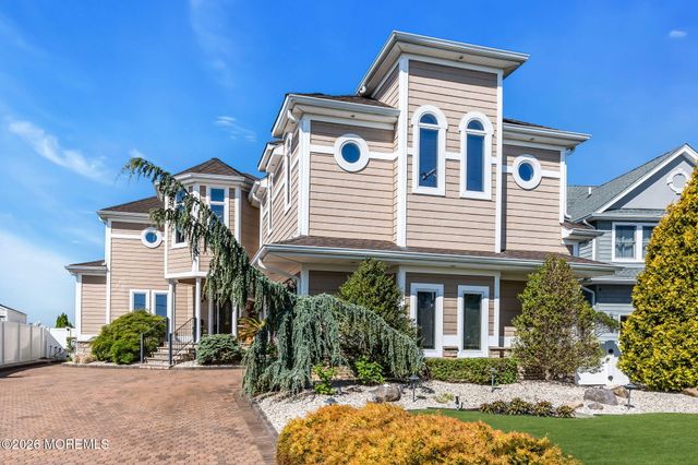 531 Bayview Drive, Toms River, NJ 08753