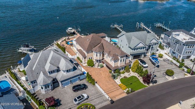 531 Bayview Drive, Toms River, NJ 08753