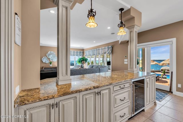531 Bayview Drive, Toms River, NJ 08753