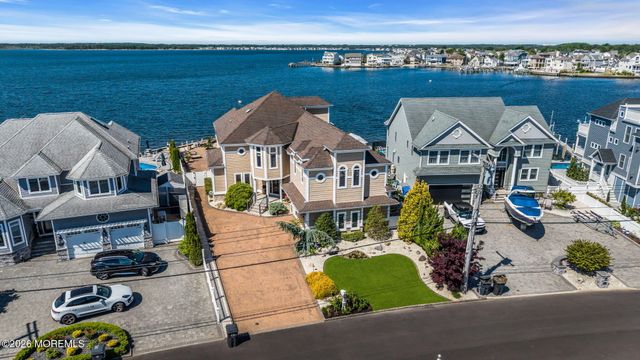 531 Bayview Drive, Toms River, NJ 08753