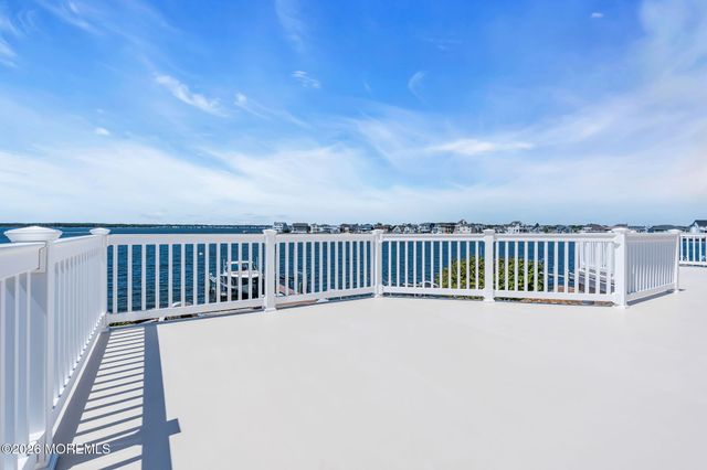 531 Bayview Drive, Toms River, NJ 08753