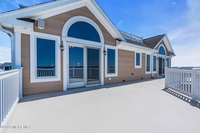 531 Bayview Drive, Toms River, NJ 08753