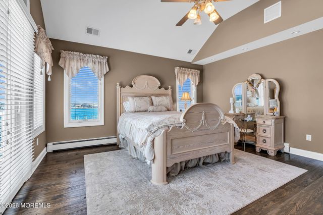531 Bayview Drive, Toms River, NJ 08753