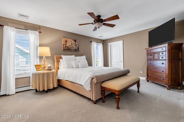 531 Bayview Drive, Toms River, NJ 08753