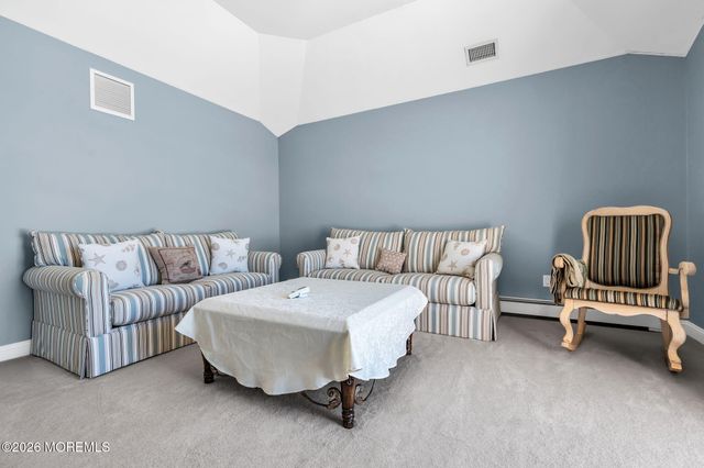 531 Bayview Drive, Toms River, NJ 08753