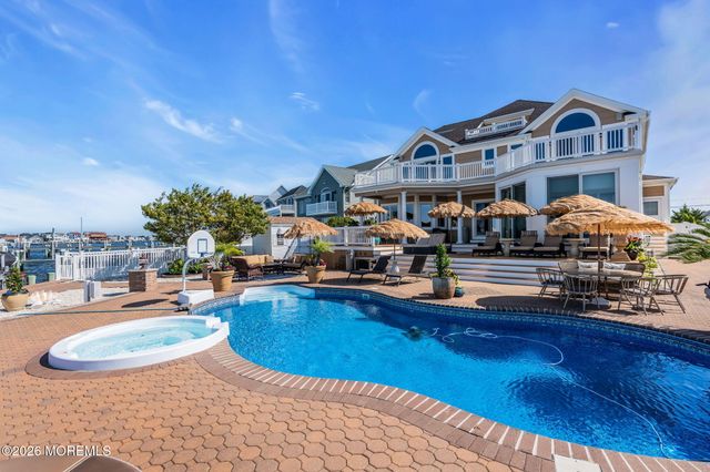 531 Bayview Drive, Toms River, NJ 08753