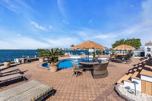 531 Bayview Drive, Toms River, NJ 08753