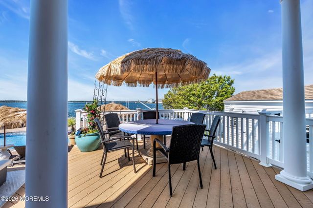 531 Bayview Drive, Toms River, NJ 08753