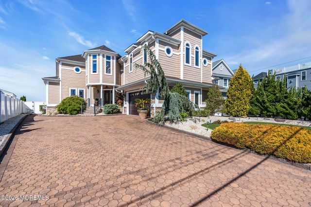 531 Bayview Drive, Toms River, NJ 08753