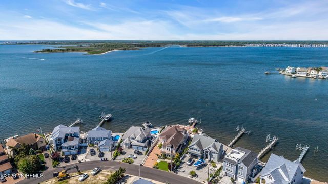 531 Bayview Drive, Toms River, NJ 08753