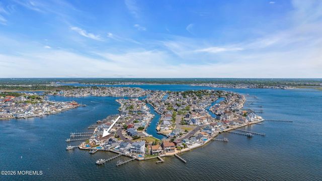 531 Bayview Drive, Toms River, NJ 08753