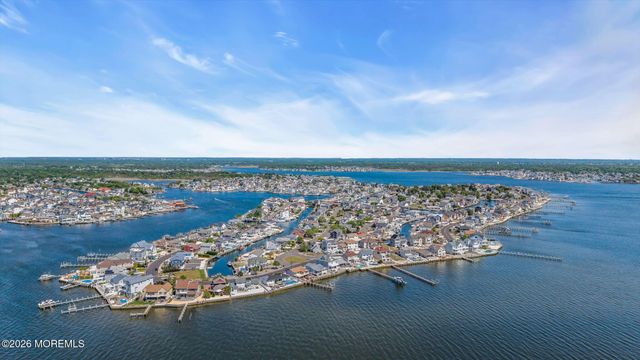 531 Bayview Drive, Toms River, NJ 08753