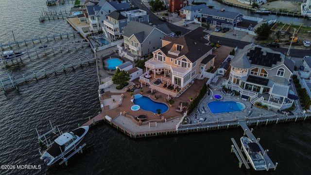 531 Bayview Drive, Toms River, NJ 08753