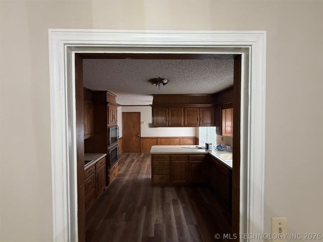 5935 E 79th Street, Tulsa, OK 74136