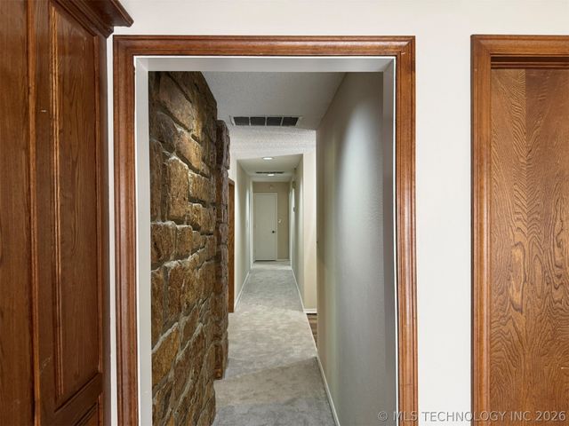 5935 E 79th Street, Tulsa, OK 74136