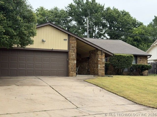 5935 E 79th Street, Tulsa, OK 74136
