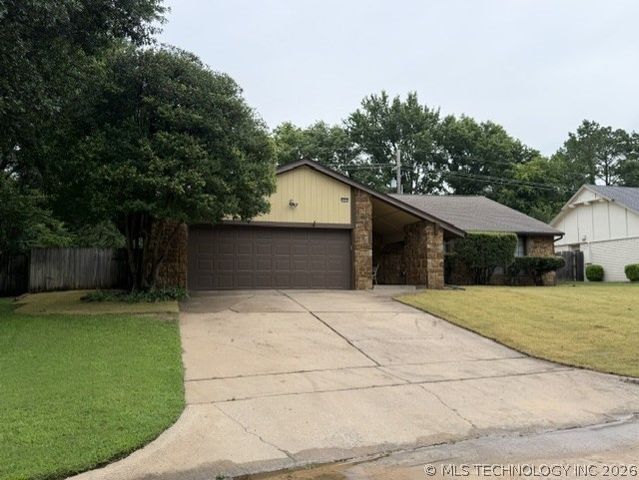 5935 E 79th Street, Tulsa, OK 74136