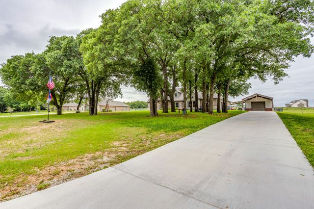 108 Private Road 4624, Boyd, TX 76023