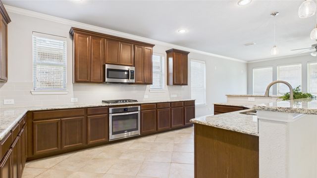 645 Sundrop Drive, Little Elm, TX 75068