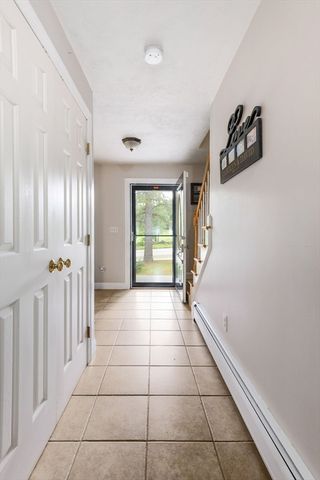 499 Ware Corner Rd, Oakham, MA 01068