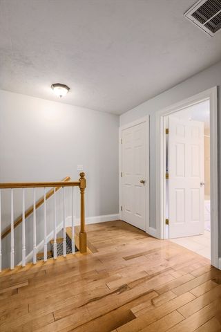 499 Ware Corner Rd, Oakham, MA 01068