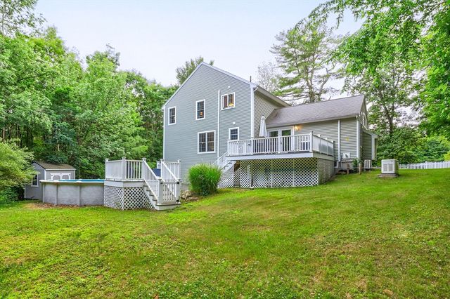 499 Ware Corner Rd, Oakham, MA 01068
