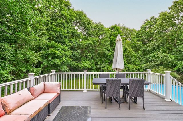 499 Ware Corner Rd, Oakham, MA 01068