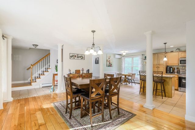 499 Ware Corner Rd, Oakham, MA 01068