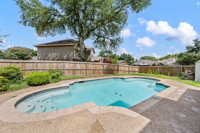 4151 Cedar Drive, Grapevine, TX 76051