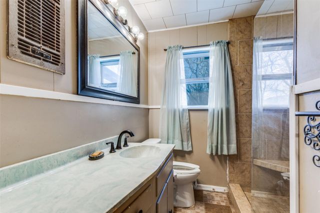 707 Debus DR, Taylor, TX 76574