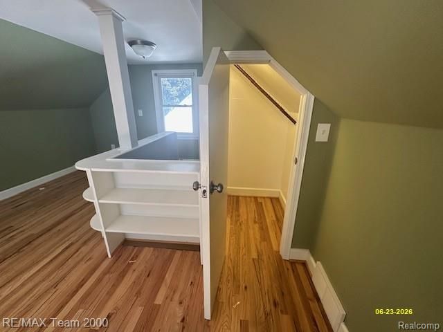 579 E Baker Avenue, Clawson, MI 48017