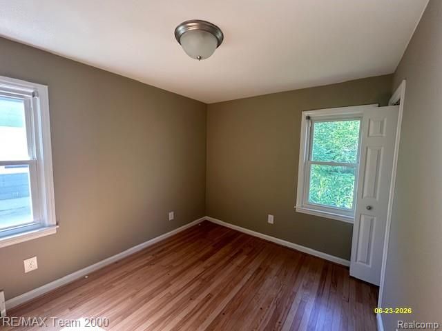 579 E Baker Avenue, Clawson, MI 48017